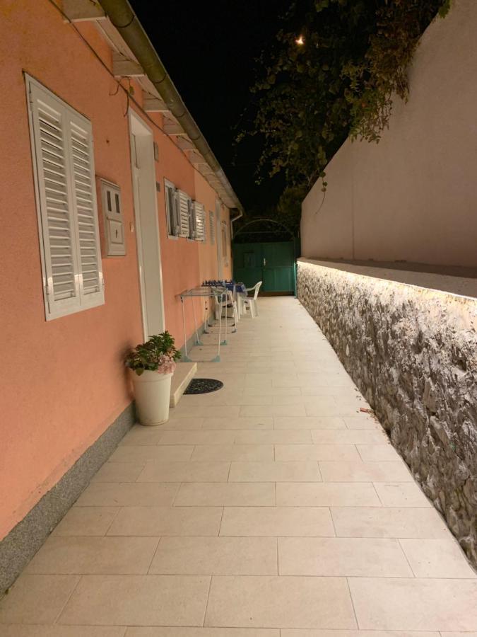 Apartment Silvana Šibenik Екстериор снимка